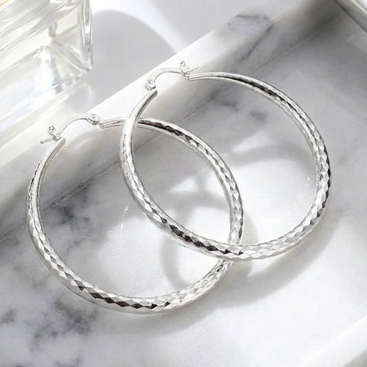 💎 50% OFF NOW! ✨ Diamond-Cut Hoop Earrings – Sparkling, Timeless & Perfect for Any Occasion 💍