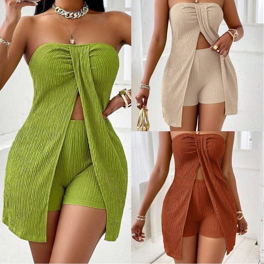 🔥 50% OFF NOW! 👗 Women's Strapless Split Hem Top & Shorts Set – Sexy & Sophisticated! 🌿☕