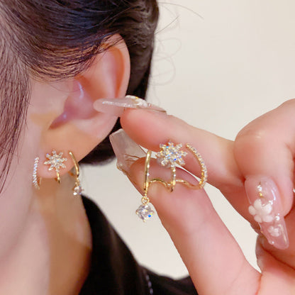 ✨ 60% OFF NOW! 💎 Sparkling Claw Earrings for Women – Unique Claw Cuff, Dangling Gem & Versatile Style 🌟