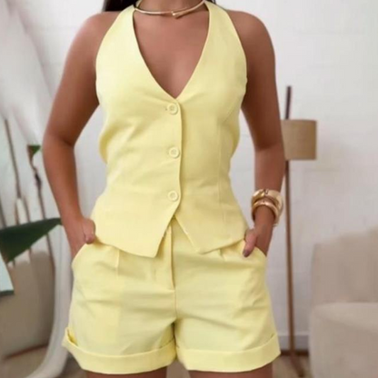 👗 50% OFF NOW! ☀️ Halter Vest & Shorts 2-Piece Set – Chic Summer Style, V-Neck & Pleated Design – Effortless Vacation Look 🏖️