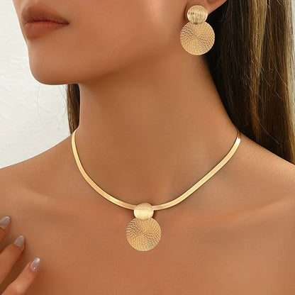 ✨ 50% OFF NOW! 💎 Modern Geometric Jewelry Set – Gold-Plated, Lightweight Flat Snake Chain & Matching Earrings – Chic & Elegant for Evening Events 🎁