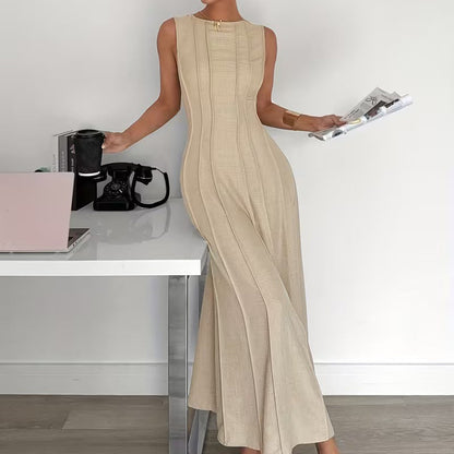 👗 2026 Sale — Over 94,000 Sold!✨ Women's Sleeveless Pleated Maxi Dress – Flattering A-Line 🌸