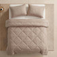 🔥LIMITED-TIME 50% OFF! ⏰🛏️ Stop waking up cold and tangled — this 3-piece quilted set stays fluffy, breathes all season, and makes your bed look like it belongs in a hotel. 🏨