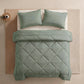 🔥LIMITED-TIME 50% OFF! ⏰🛏️ Stop waking up cold and tangled — this 3-piece quilted set stays fluffy, breathes all season, and makes your bed look like it belongs in a hotel. 🏨